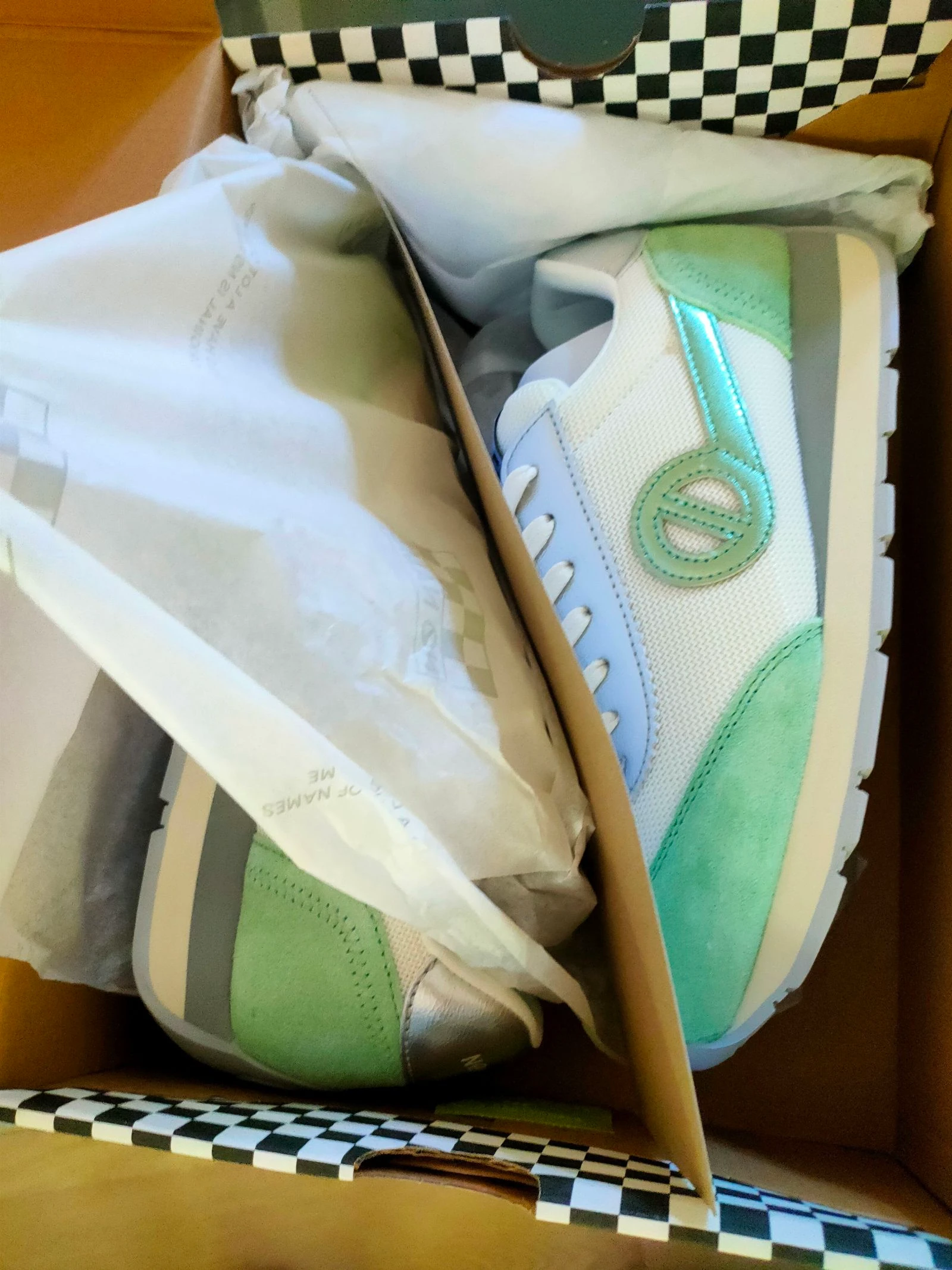 Tênis de basquete para mulher marca No Name tamanho 39, cor branco e verde menta e cinza prateado – photo 4